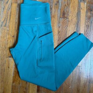 Nike Go leggings